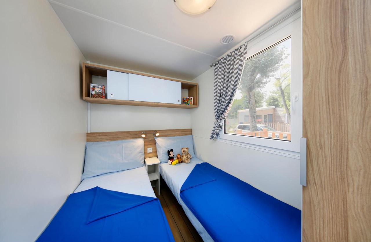 Albatross Mobile Homes On Camping Bella Italia Peschiera del Garda Exterior photo